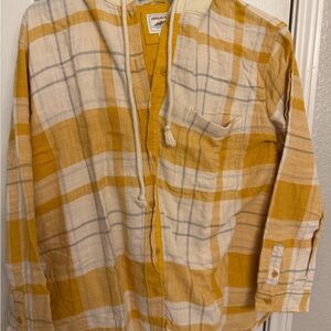 American Eagle Outfitters Yellow and White Plaid Button Down Shirt
